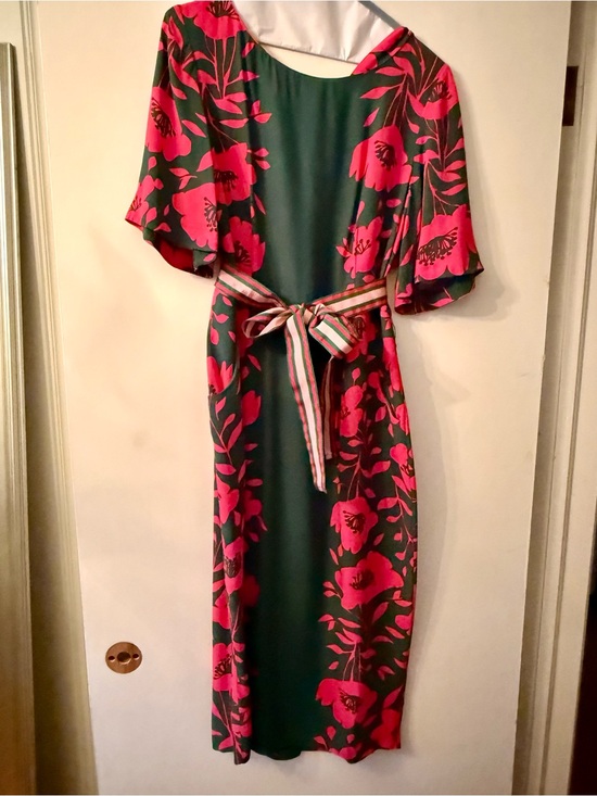 Boden Dresses & Skirts - Boden Green Dress with Pink Floral Print and Striped Waist Tie-sz US 8
